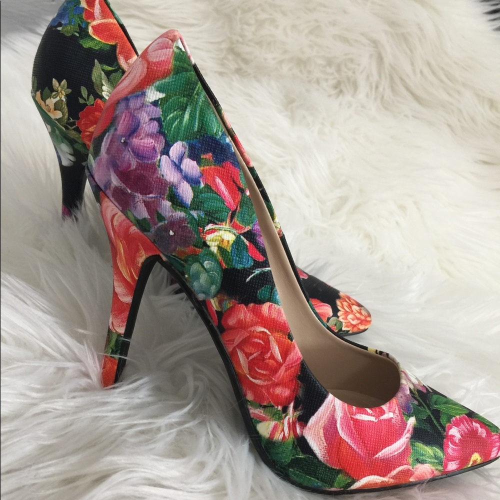 Floral pumps